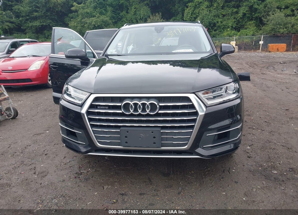 2017 AUDI Q7 3.0T PREMIUM VIN: WA1LAAF76HD043017