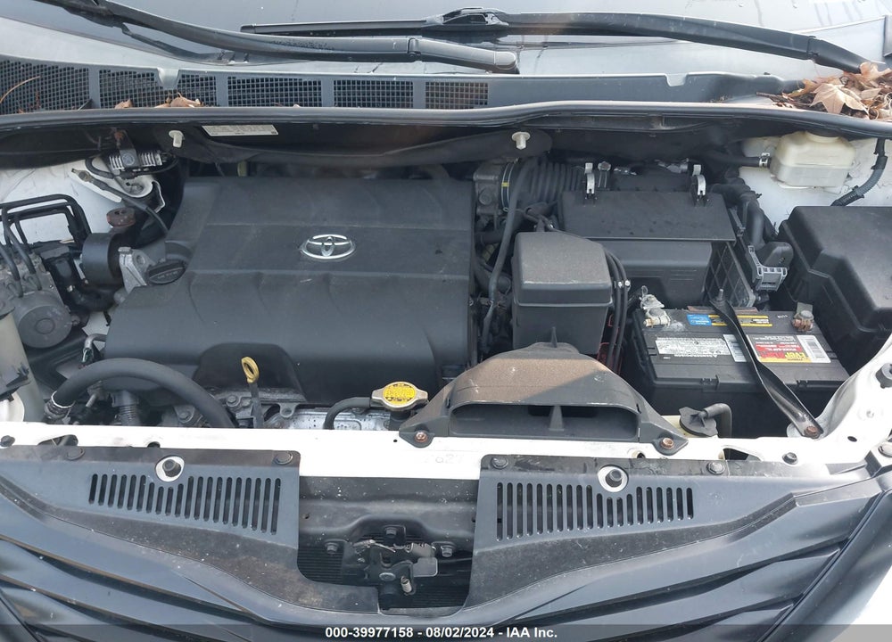 2015 TOYOTA SIENNA L 7 PASSENGER VIN: 5TDZK3DCXFS614096