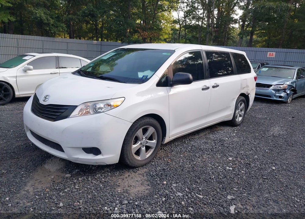 2015 TOYOTA SIENNA L 7 PASSENGER VIN: 5TDZK3DCXFS614096