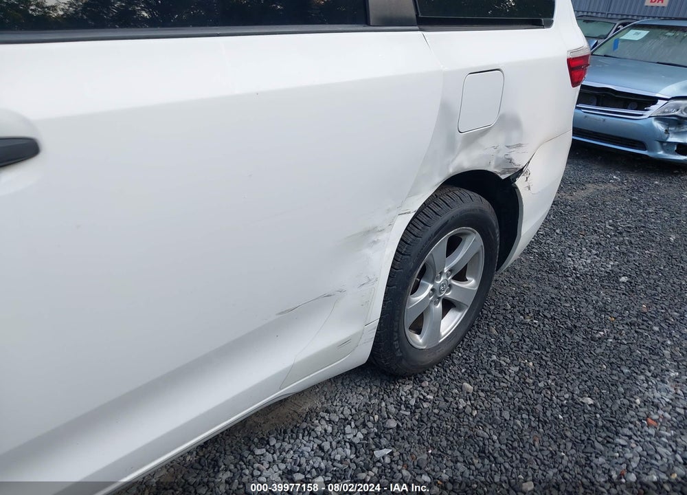 2015 TOYOTA SIENNA L 7 PASSENGER VIN: 5TDZK3DCXFS614096