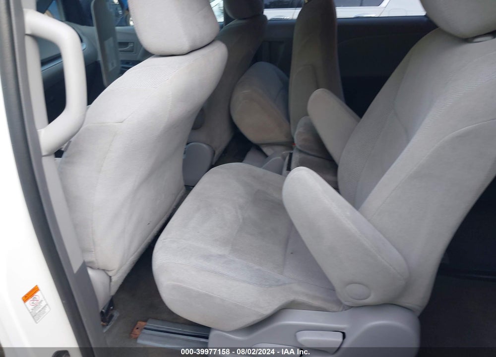 2015 TOYOTA SIENNA L 7 PASSENGER VIN: 5TDZK3DCXFS614096