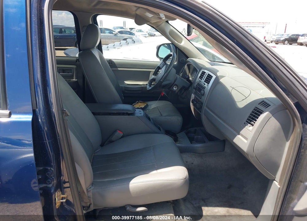 2005 DODGE DAKOTA LARAMIE VIN: 1D7HE58N25S189057