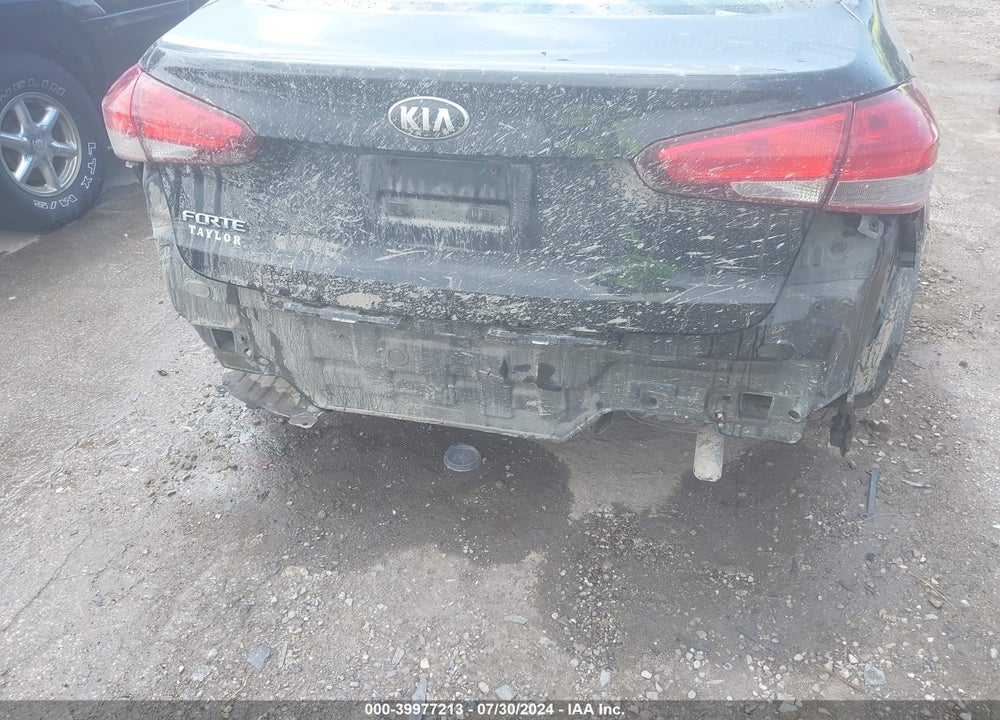 2017 KIA FORTE LX VIN: 3KPFK4A75HE055120