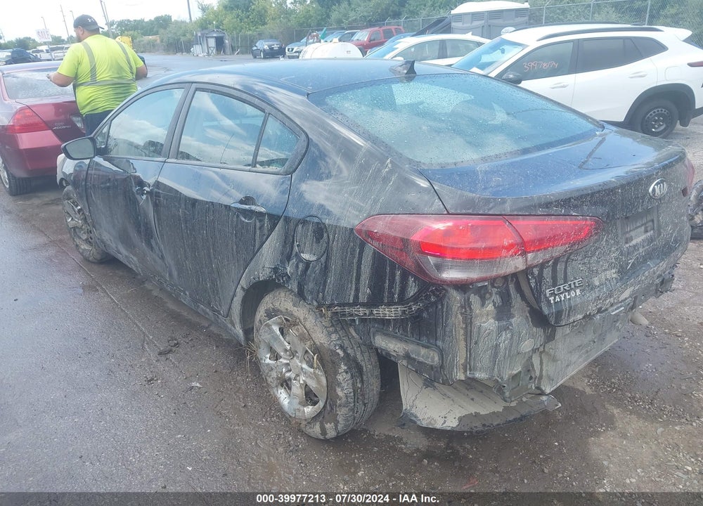 2017 KIA FORTE LX VIN: 3KPFK4A75HE055120