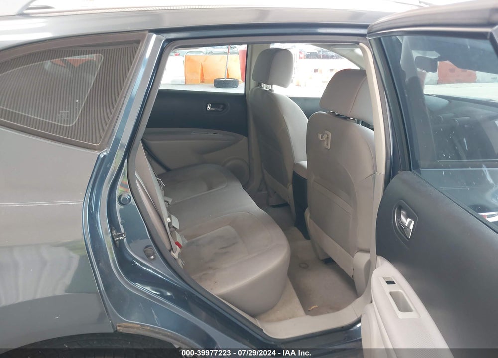 2014 NISSAN ROGUE SELECT S VIN: JN8AS5MT6EW609084