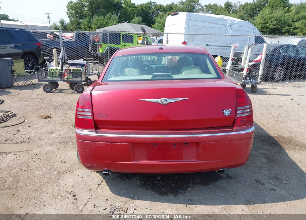 2007 CHRYSLER 300C VIN: 2C3KA63H47H683812