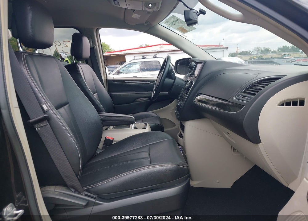 2015 CHRYSLER TOWN & COUNTRY TOURING VIN: 2C4RC1BG0FR595672