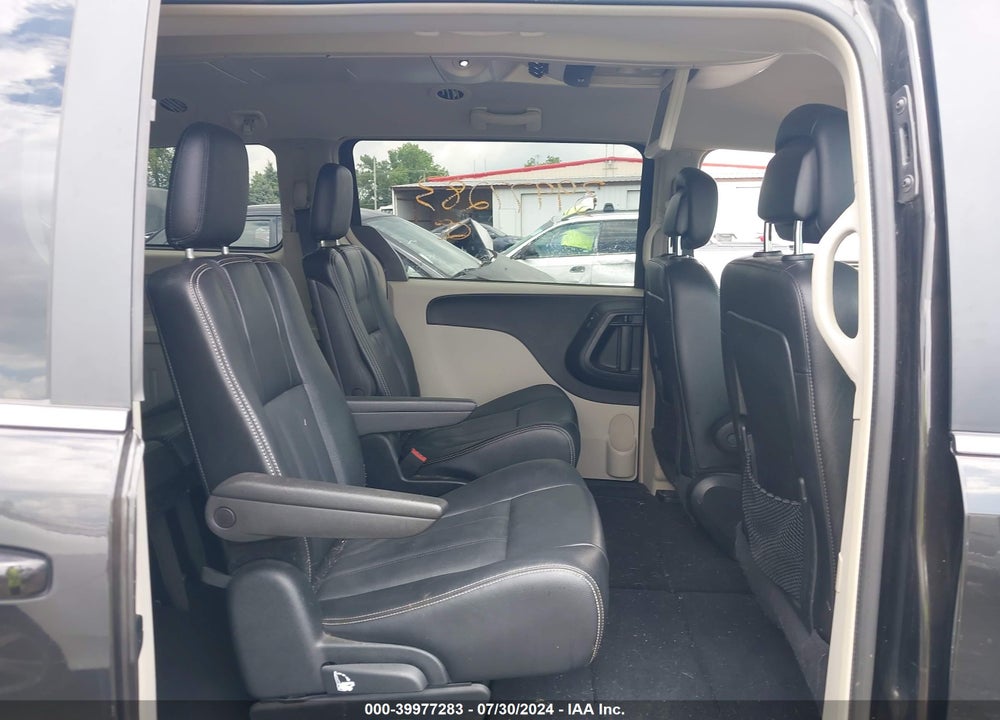 2015 CHRYSLER TOWN & COUNTRY TOURING VIN: 2C4RC1BG0FR595672