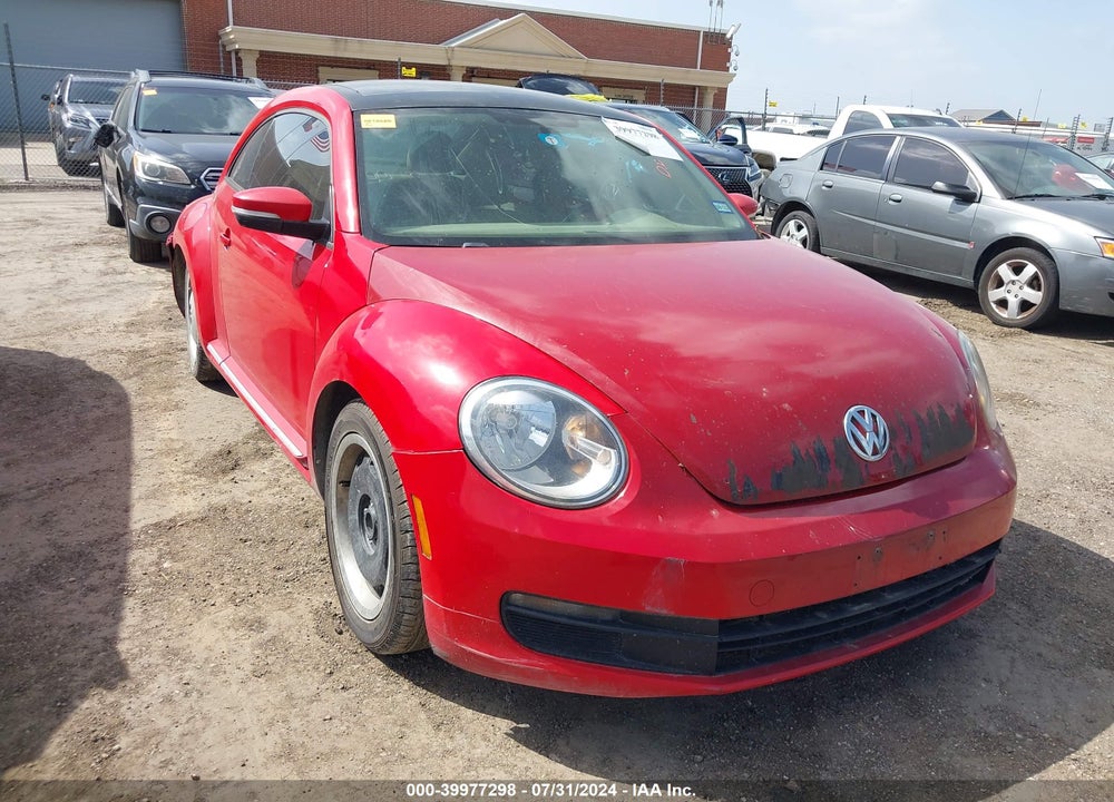 2013 VOLKSWAGEN BEETLE VIN: 3VWJX7AT6DM637444