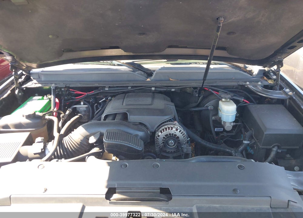 2010 CHEVROLET TAHOE LS VIN: 1GNMCAE08AR132029