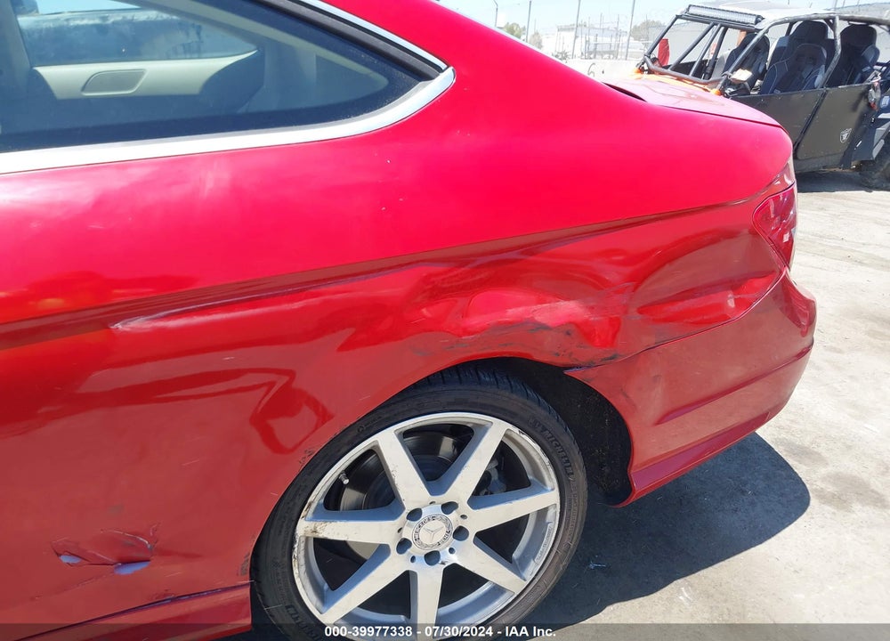 2012 MERCEDES-BENZ C 250 VIN: WDDGJ4HB1CF847559