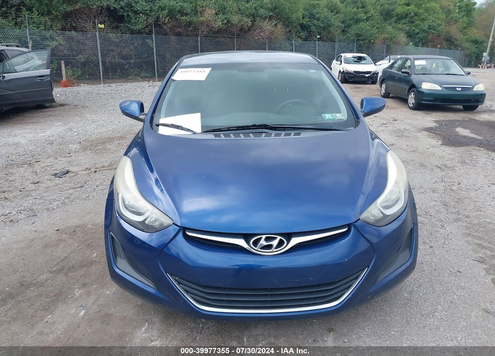 2016 HYUNDAI ELANTRA SE VIN: 5NPDH4AE7GH717570