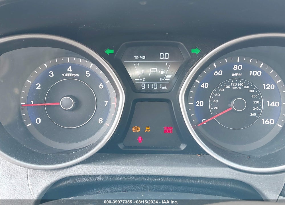 2016 HYUNDAI ELANTRA SE VIN: 5NPDH4AE7GH717570