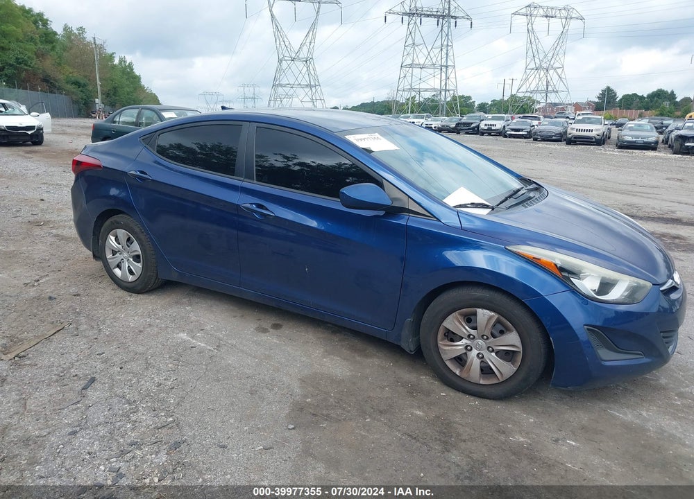 2016 HYUNDAI ELANTRA SE VIN: 5NPDH4AE7GH717570