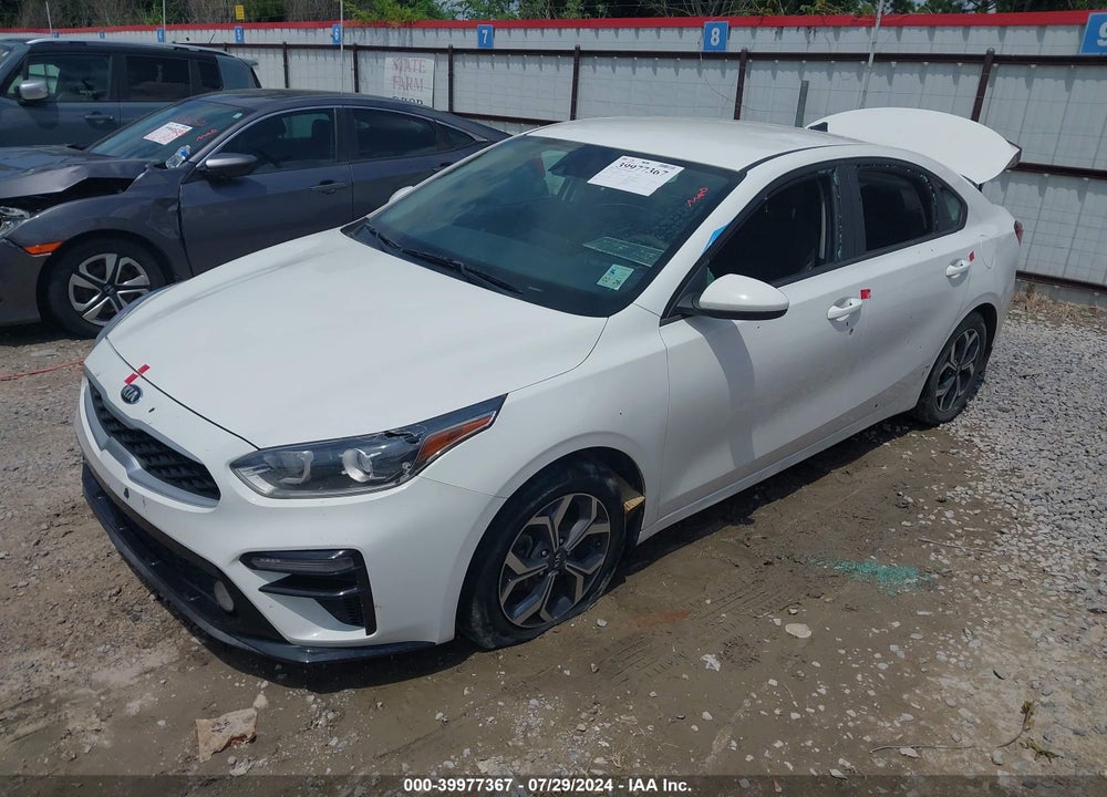 2019 KIA FORTE LXS VIN: 3KPF24AD5KE117287