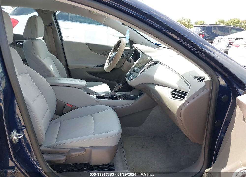 2018 CHEVROLET MALIBU LT VIN: 1G1ZD5ST1JF112538