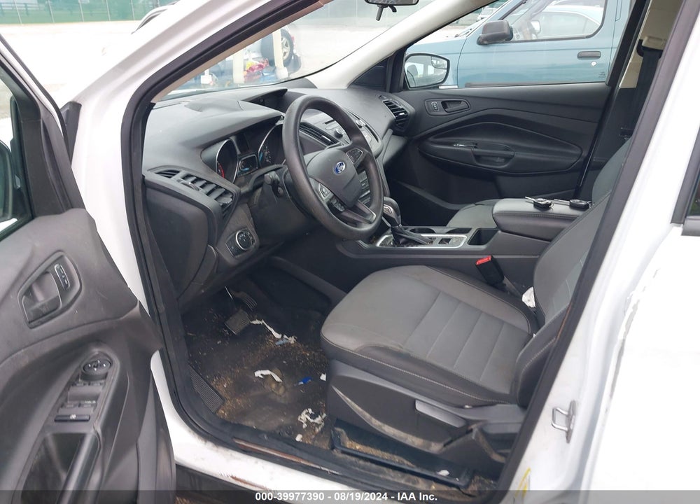 2017 FORD ESCAPE S VIN: 1FMCU0F7XHUA07401