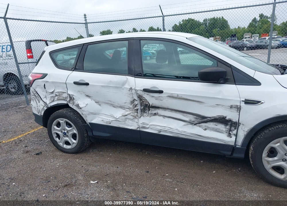 2017 FORD ESCAPE S VIN: 1FMCU0F7XHUA07401