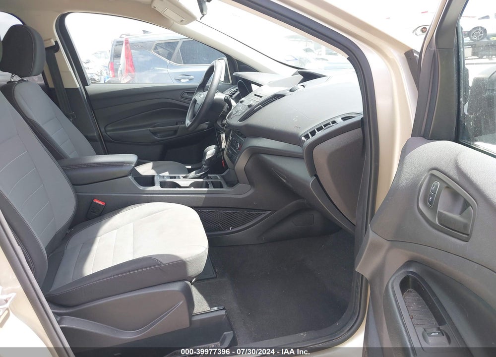2017 FORD ESCAPE S VIN: 1FMCU0F72HUC04711
