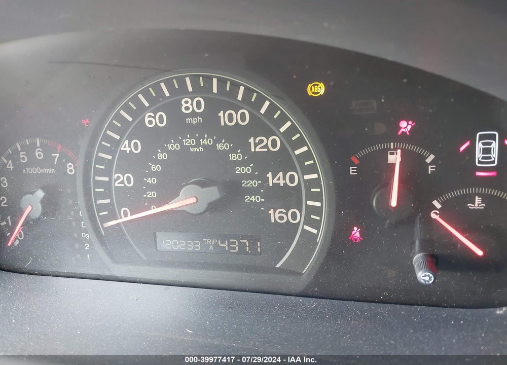 2004 HONDA ACCORD 3.0 EX VIN: 1HGCM668X4A083620