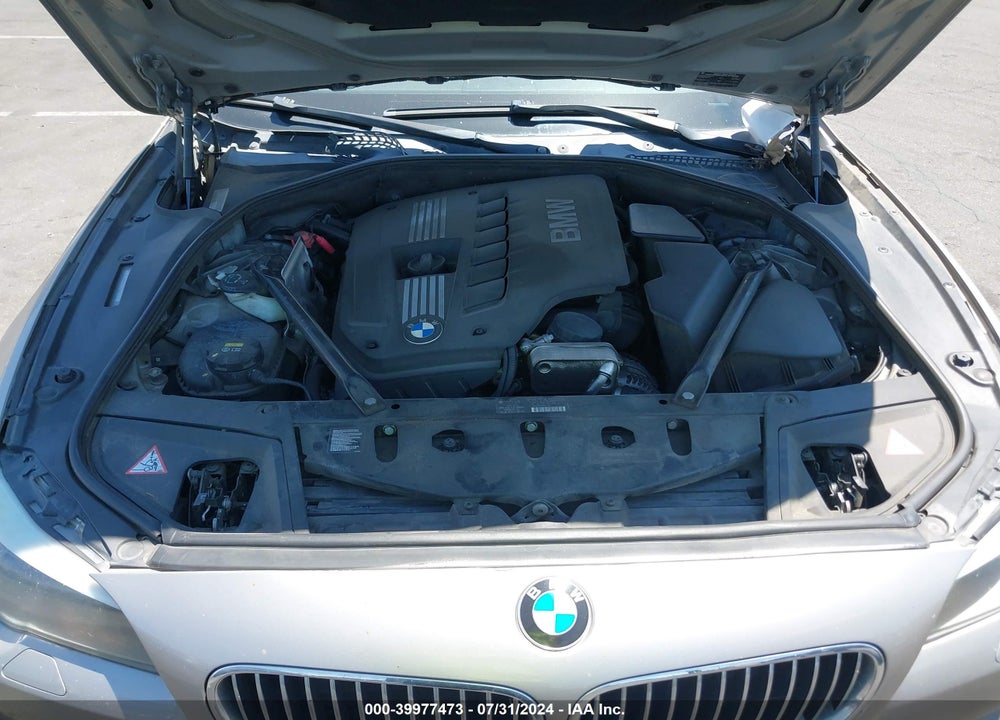 2011 BMW 528I VIN: WBAFR1C59BC750198