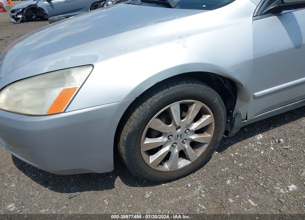 2005 HONDA ACCORD VIN: 1HGCM56415A042401