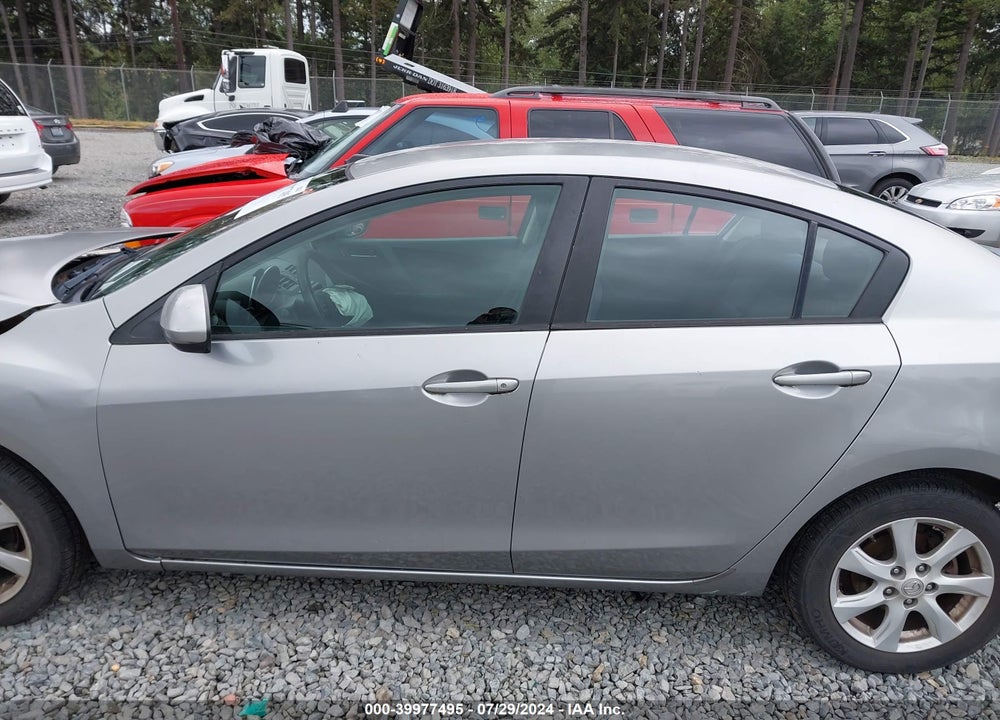 2011 MAZDA 3 I TOURING VIN: JM1BL1VG7B1485455