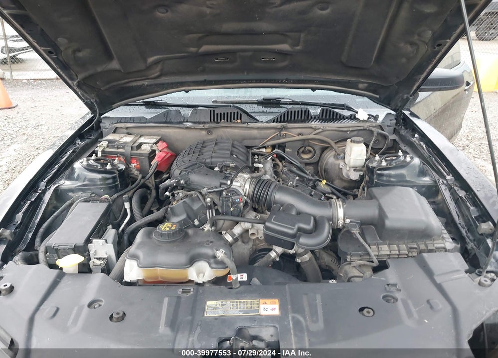 2014 FORD MUSTANG V6 VIN: 1ZVBP8AM8E5256124