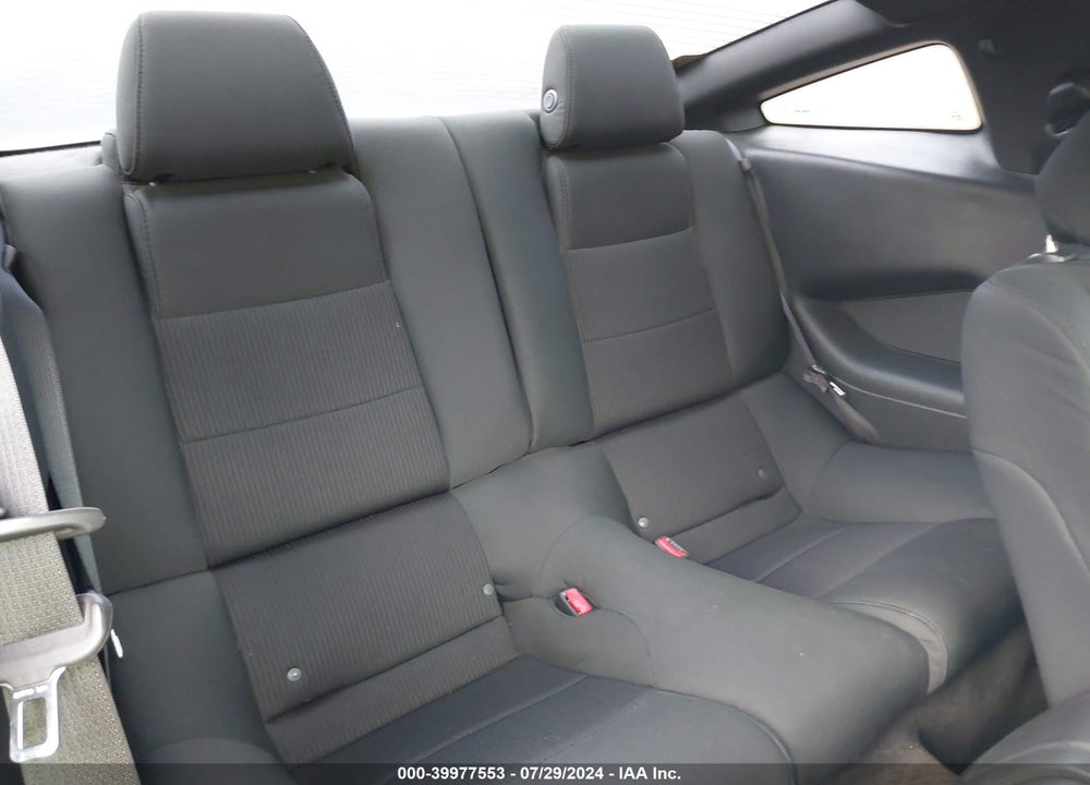 2014 FORD MUSTANG V6 VIN: 1ZVBP8AM8E5256124