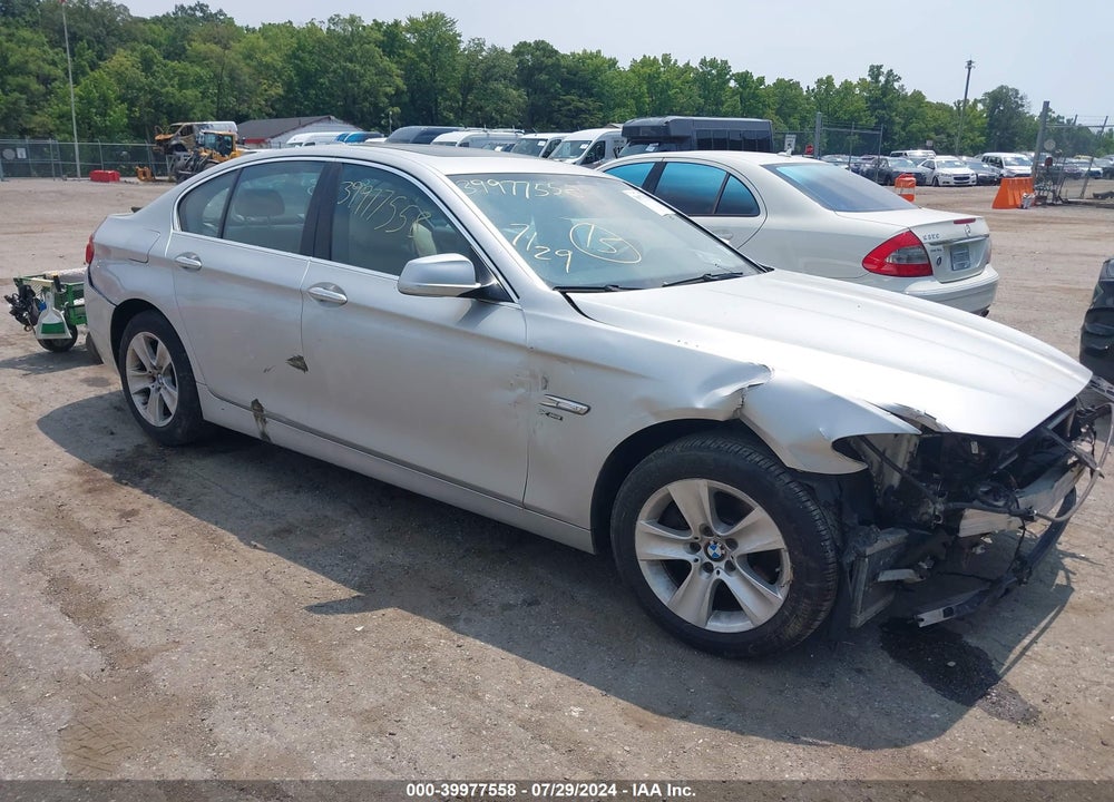 2012 BMW 528I VIN: WBAXH5C59CDW03308