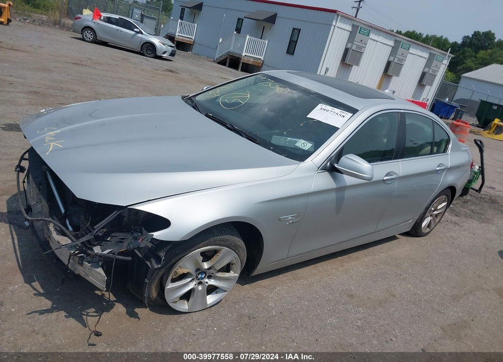 2012 BMW 528I VIN: WBAXH5C59CDW03308