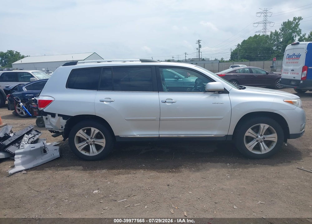 2013 TOYOTA HIGHLANDER LIMITED V6 VIN: 5TDDK3EH5DS253149