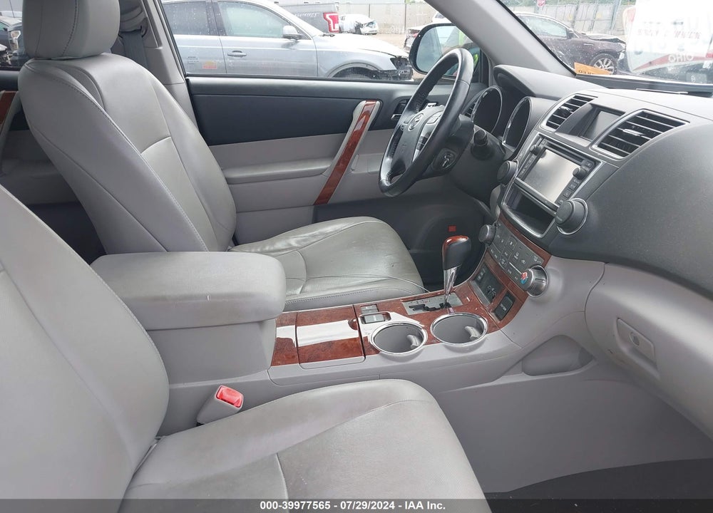 2013 TOYOTA HIGHLANDER LIMITED V6 VIN: 5TDDK3EH5DS253149