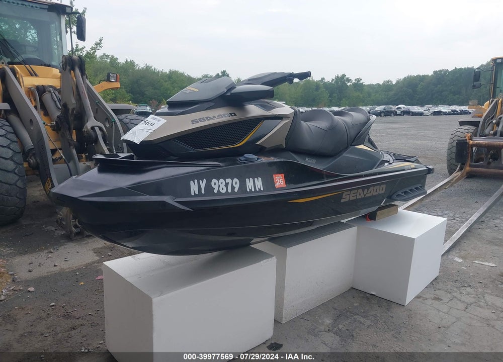 2017 SEADOO GTX 155 VIN: 00000YDV00782B717