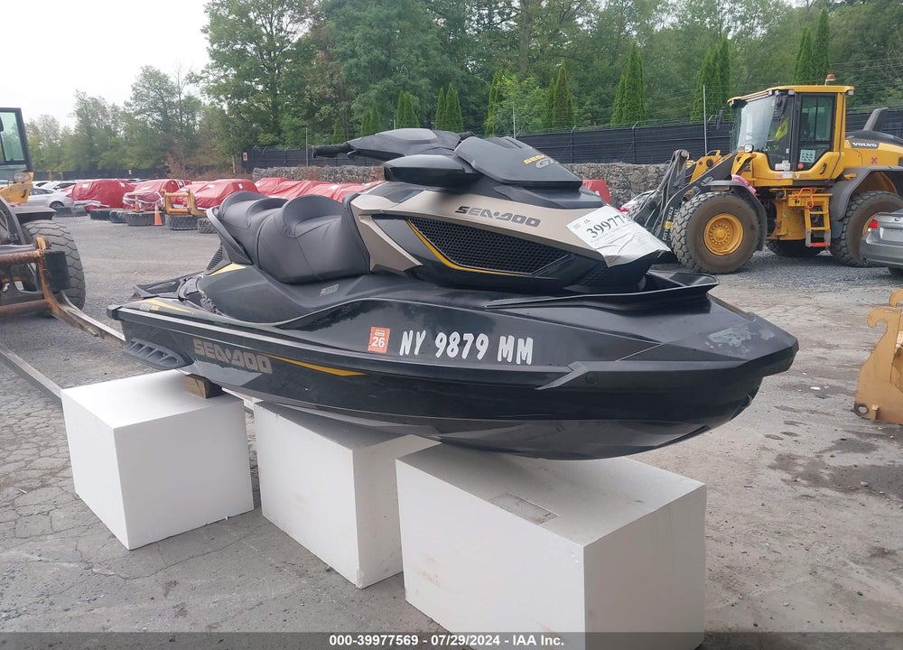 2017 SEADOO GTX 155 VIN: 00000YDV00782B717