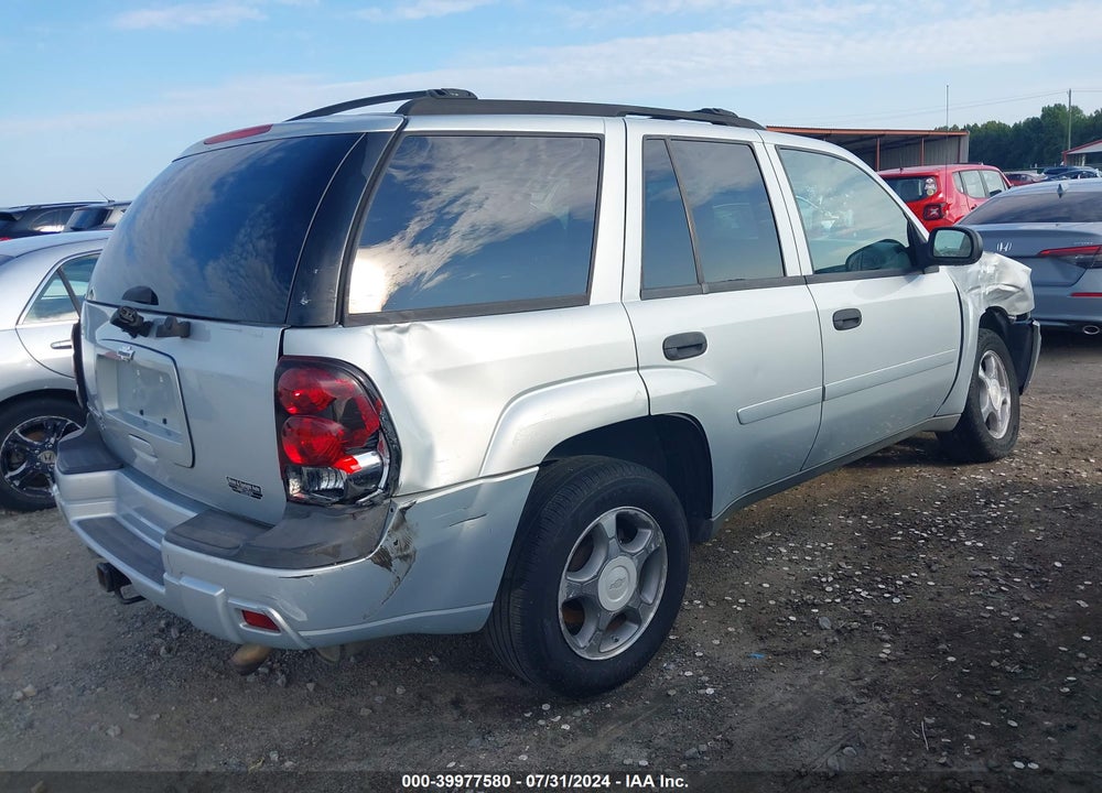 2008 CHEVROLET TRAILBLAZER VIN: 1GNDS13S982201160