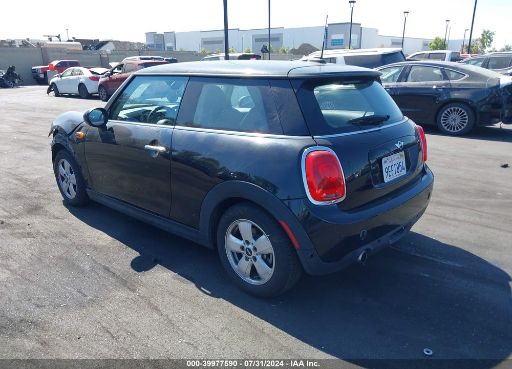 2018 MINI HARDTOP COOPER/OXFORD EDITION VIN: WMWXP5C55J2G61558