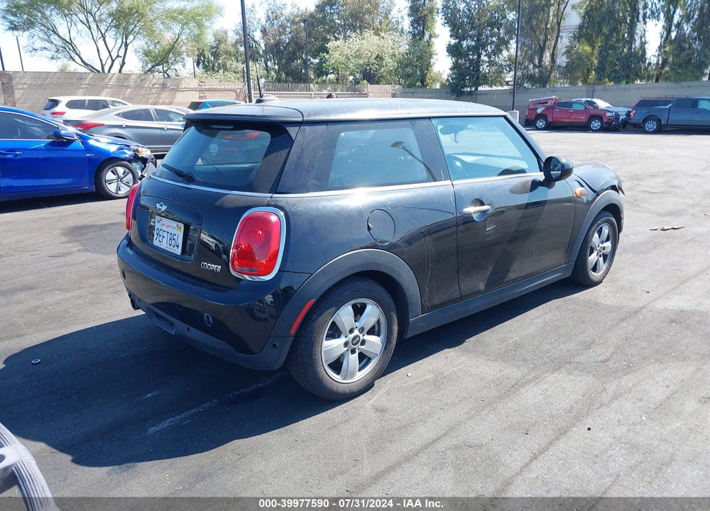 2018 MINI HARDTOP COOPER/OXFORD EDITION VIN: WMWXP5C55J2G61558