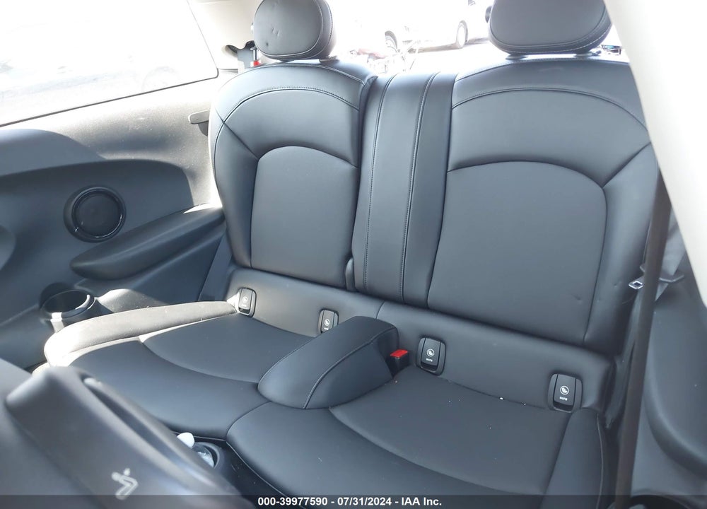 2018 MINI HARDTOP COOPER/OXFORD EDITION VIN: WMWXP5C55J2G61558