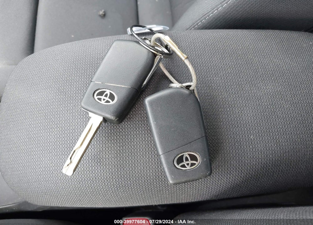 2023 TOYOTA COROLLA LE VIN: 5YFB4MDE4PP048286