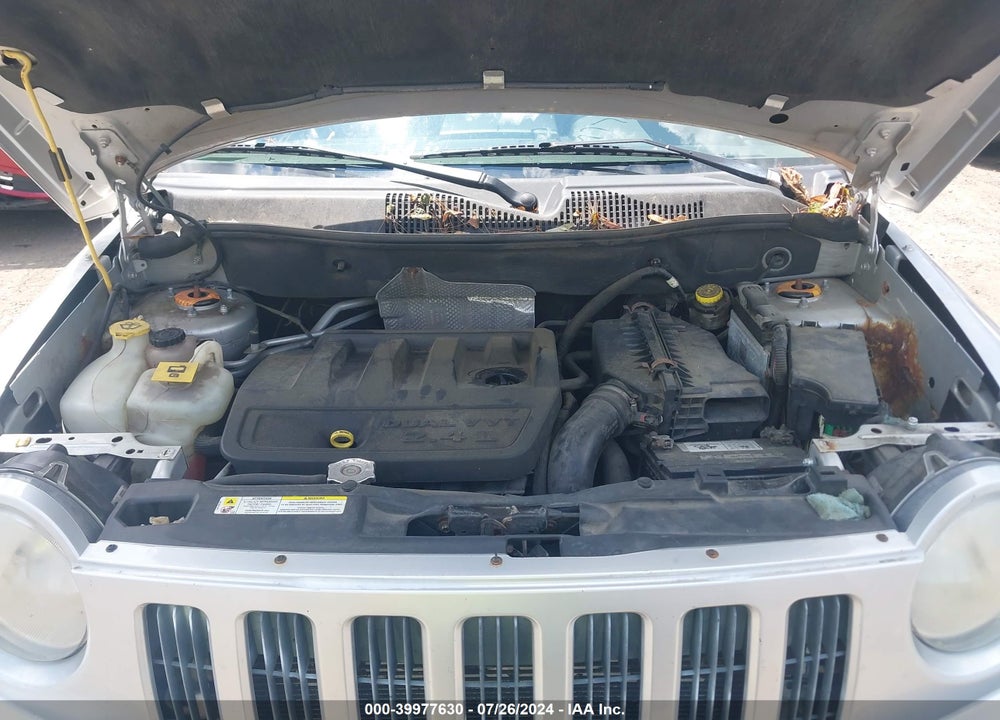 2008 JEEP COMPASS SPORT VIN: 1J8FF47W28D644333