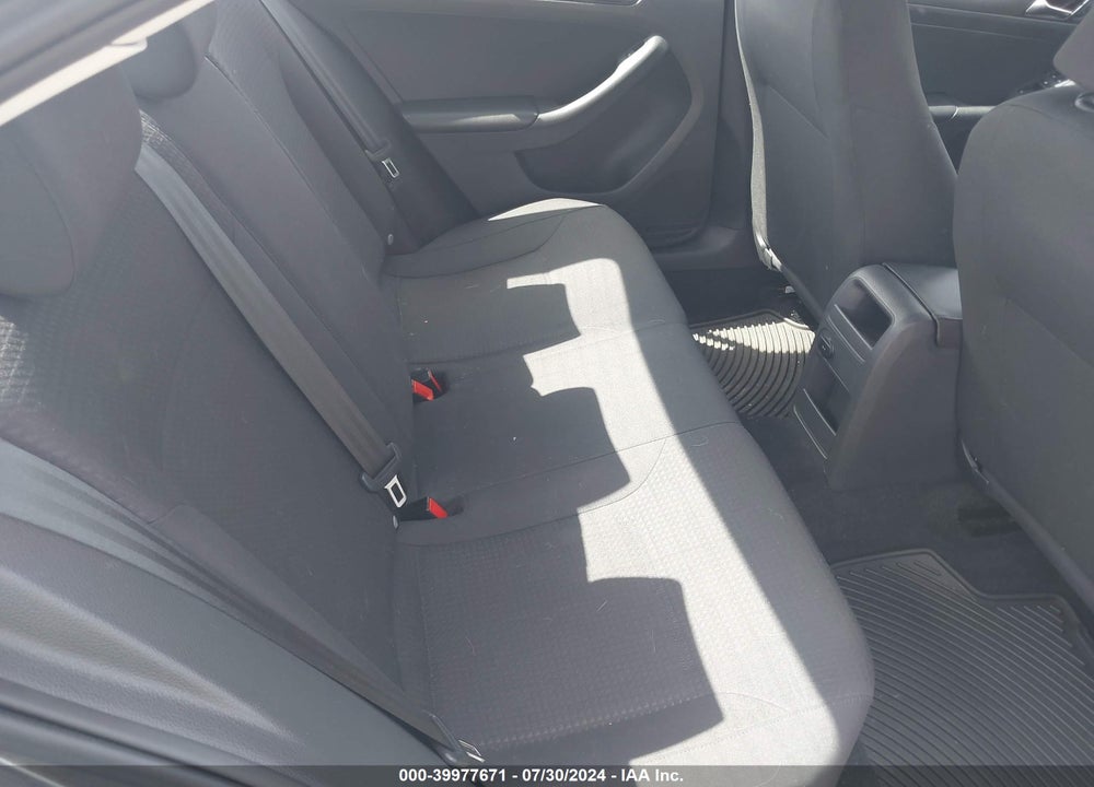 2015 VOLKSWAGEN JETTA 2.0L S VIN: 3VW2K7AJ8FM416738