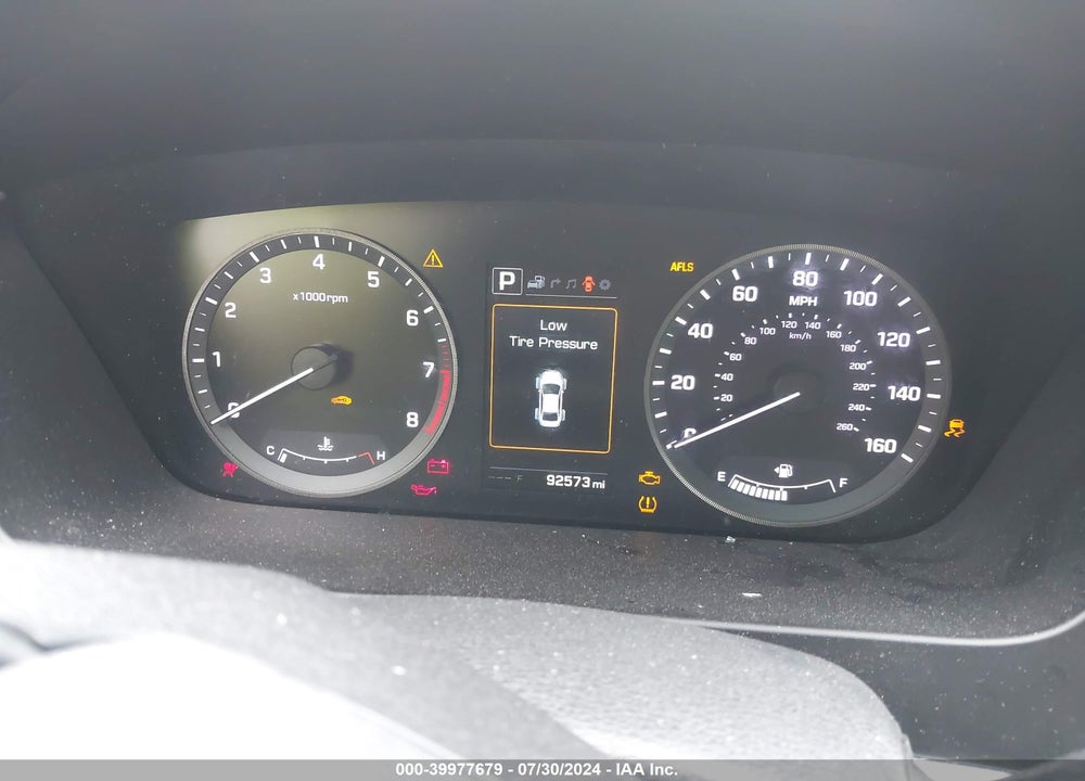2017 HYUNDAI SONATA LIMITED/SPORT VIN: 5NPE34AF9HH561030