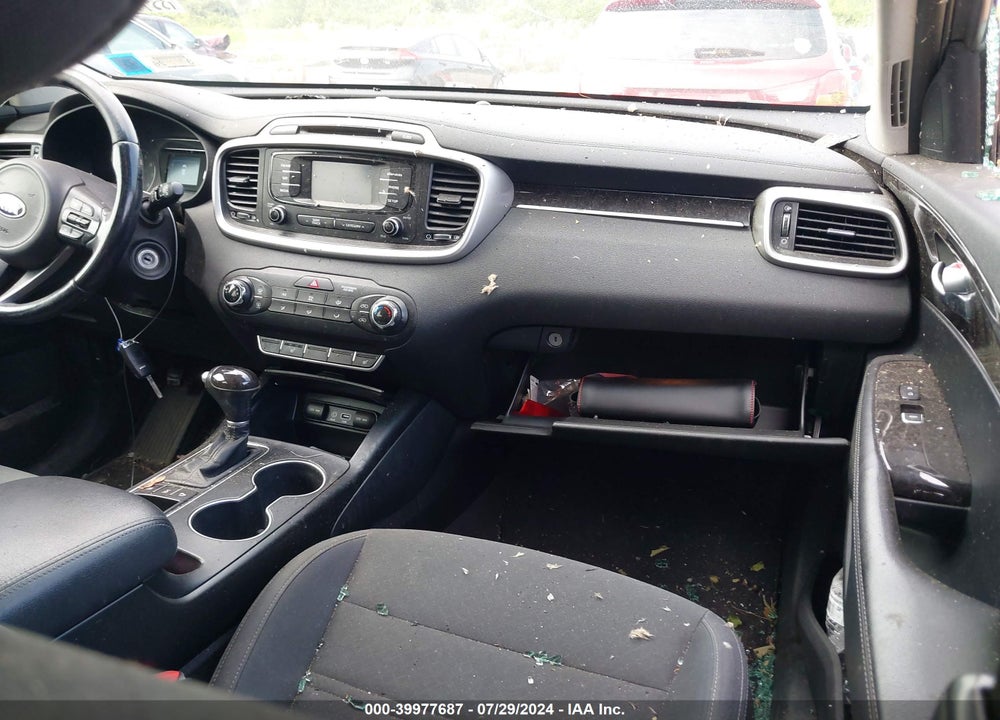 2016 KIA SORENTO 2.4L LX VIN: 5XYPGDA3XGG108124