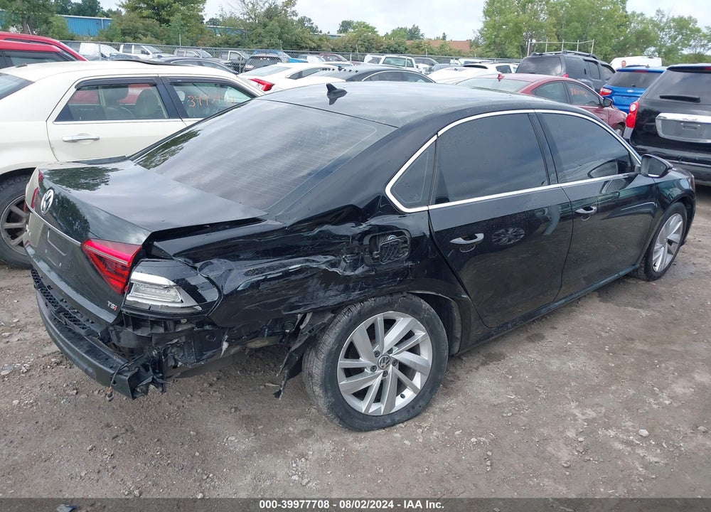 2018 VOLKSWAGEN PASSAT 2.0T SE VIN: 1VWBA7A3XJC000799