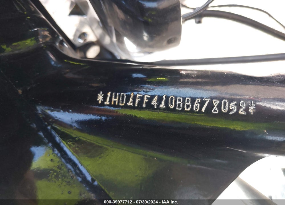 2011 HARLEY-DAVIDSON FLHTC VIN: 1HD1FF410BB678052