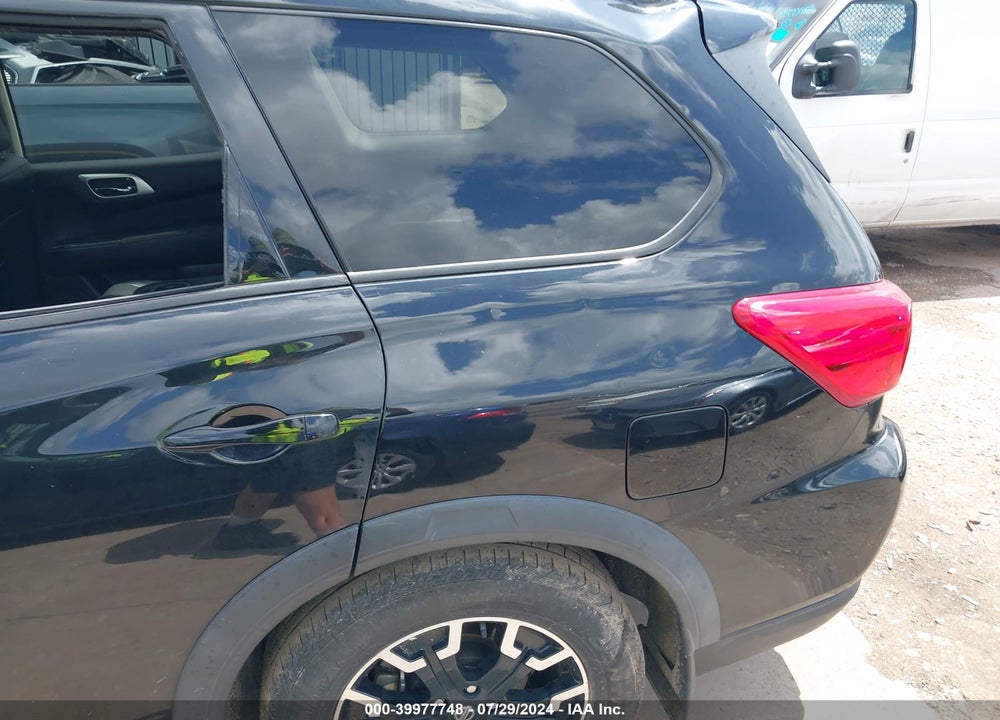 2020 NISSAN PATHFINDER SL 4WD VIN: 5N1DR2CM2LC640064