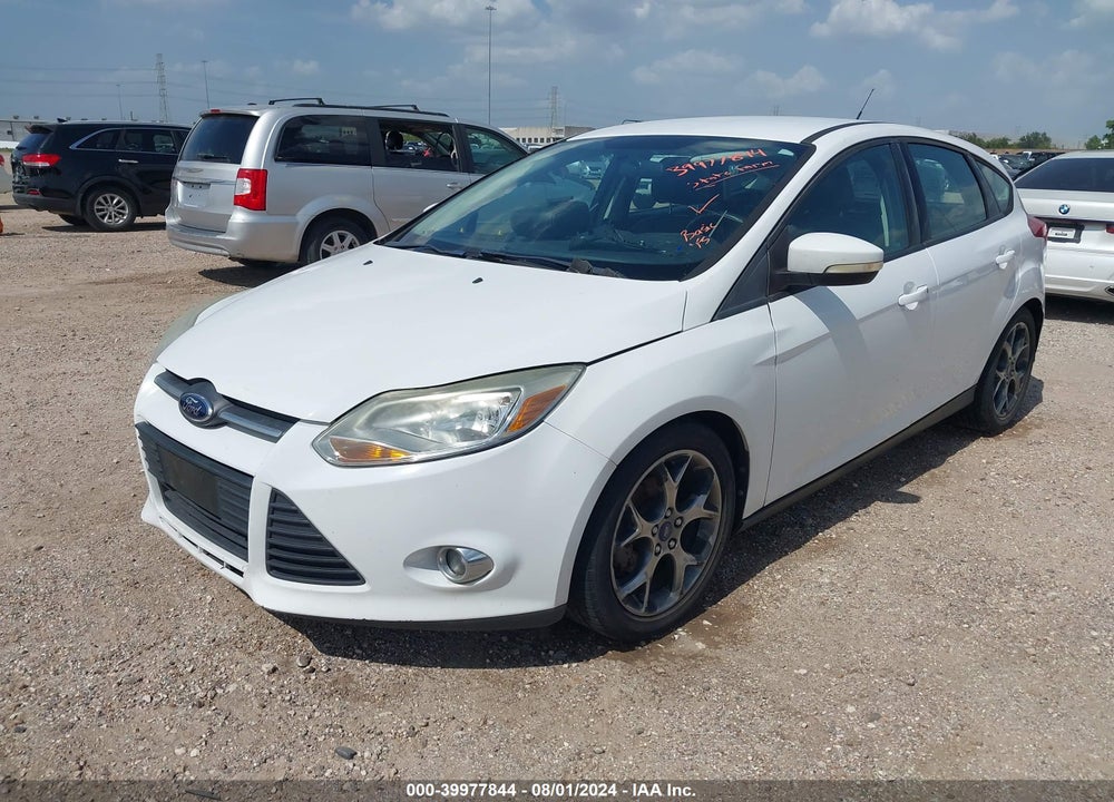 2014 FORD FOCUS SE VIN: 1FADP3K28EL258811