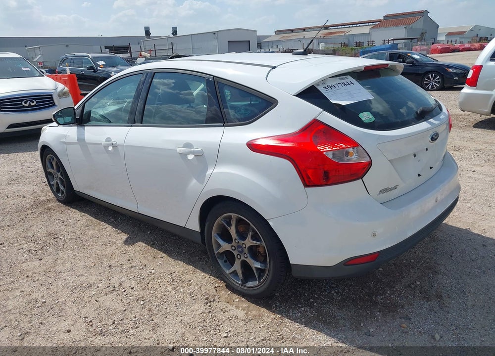 2014 FORD FOCUS SE VIN: 1FADP3K28EL258811