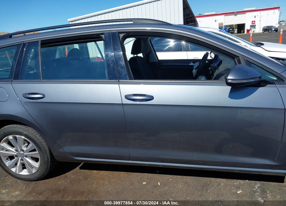 2019 VOLKSWAGEN GOLF SPORTWAGEN 1.8T S VIN: 3VW117AU7KM510967